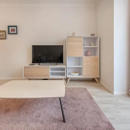 Happy Just Studio, Self Check-in-24x7,parking-in-the-underground-garage Vilnius