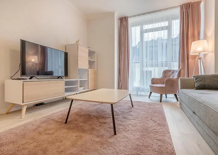 Happy Rich Studio, Self Check-in-24x7,parking-in-the-underground-garage