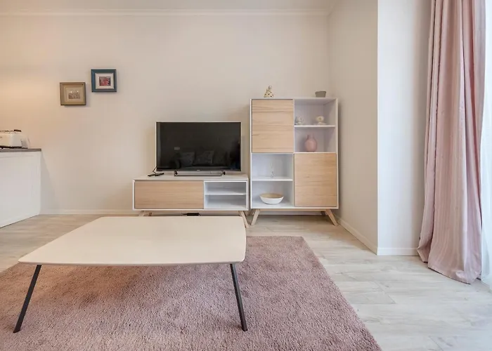 Happy Rich Studio, Self Check-in-24x7,parking-in-the-underground-garage Вільнюс