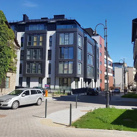 Happy Rich Studio, Self Check-in-24x7,parking-in-the-underground-garage