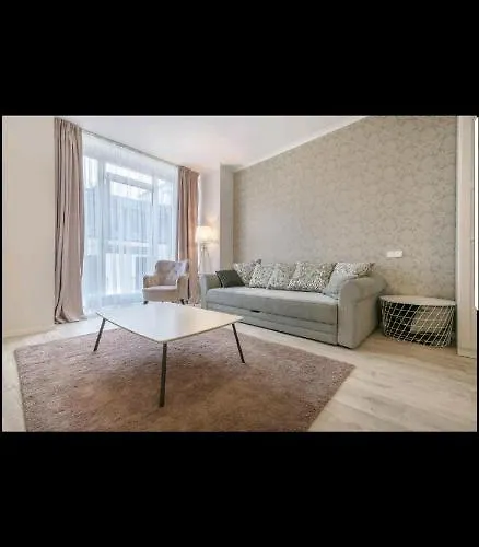 Happy Rich Studio, Self Check-in-24x7,parking-in-the-underground-garage Daire